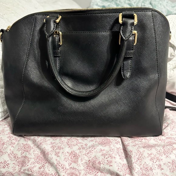 Michael kors satchel - Picture 7 of 8